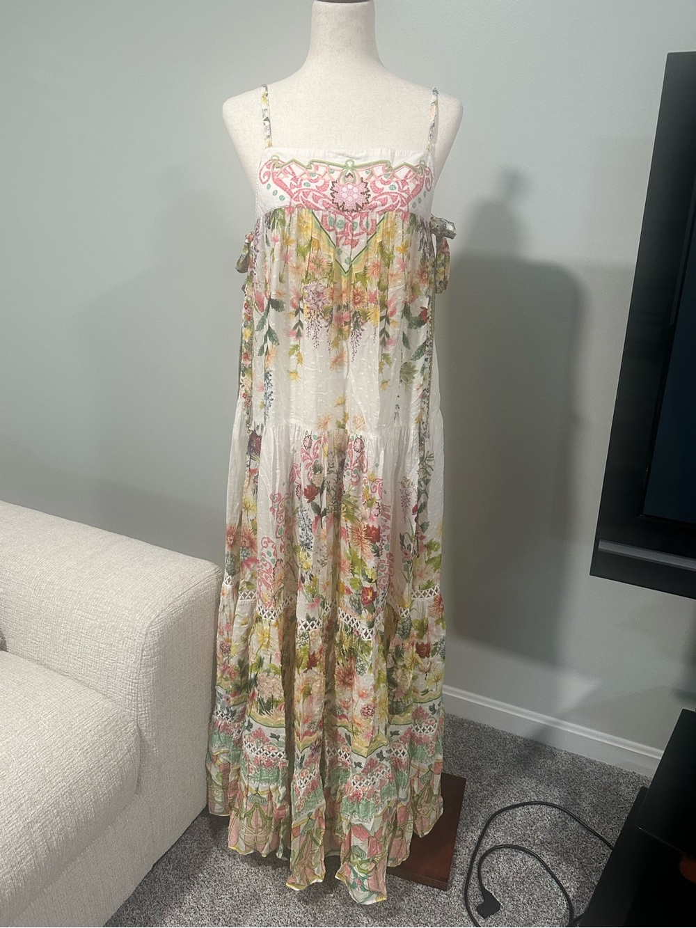 Camilla Maxi Sundress with Pastel Accents - Picture 6 of 11